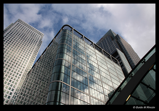 %_tempFileName01)%20Canary%20Wharf,%20London%